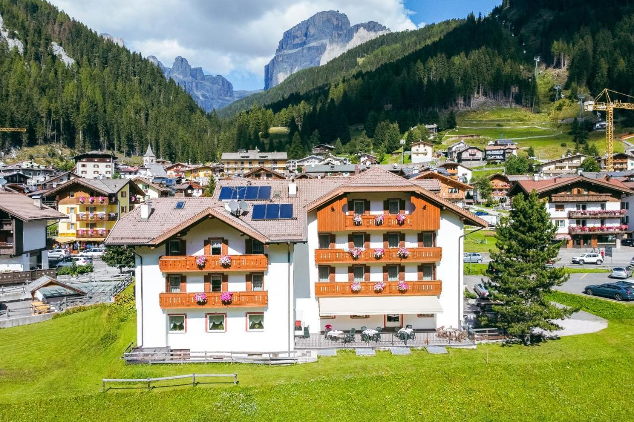 Albergo Канацеи Экстерьер фото