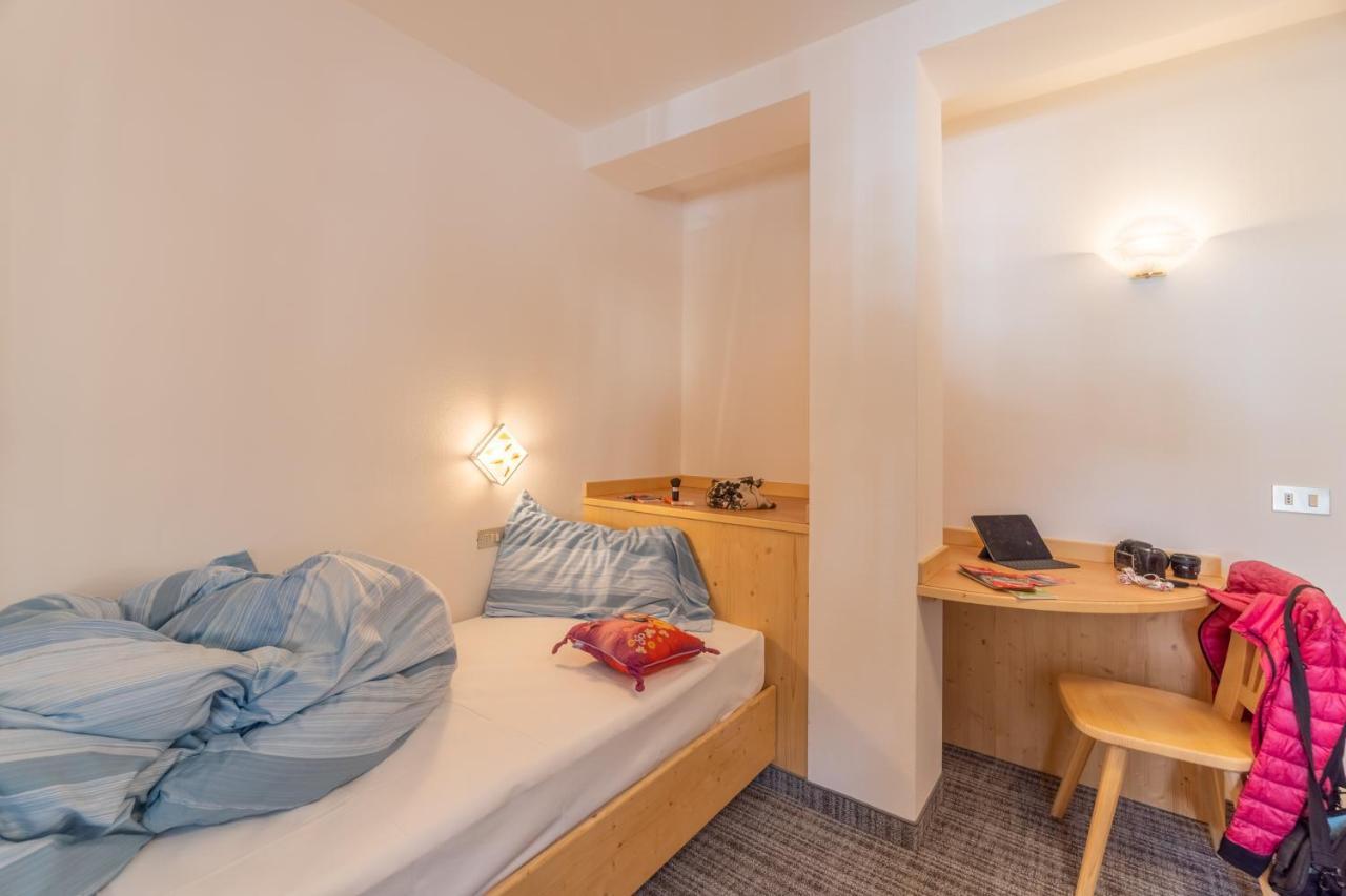 Albergo Канацеи Экстерьер фото